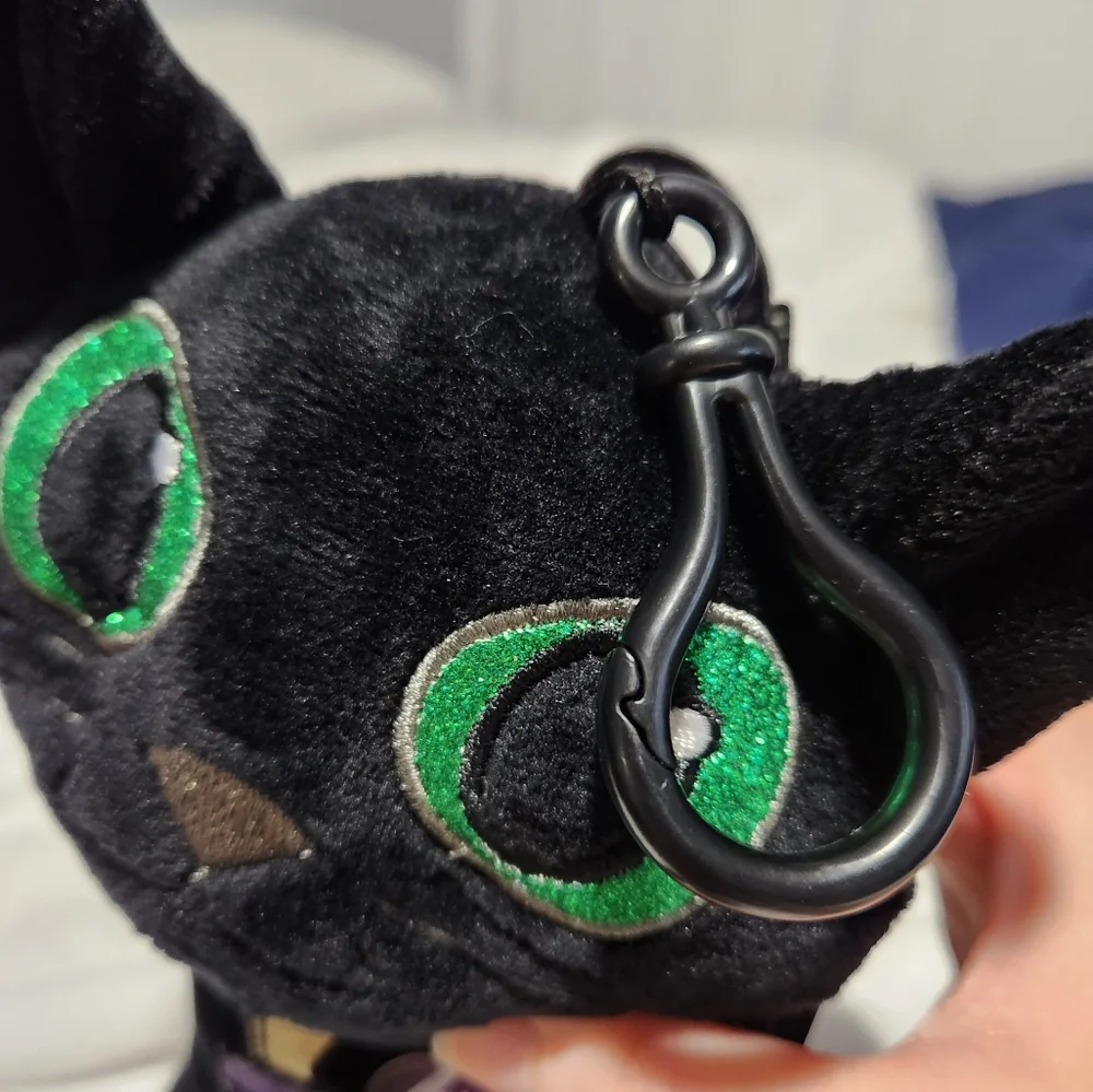 Hocus Pocus Cat Keychain Plush - Picture 5 of 9